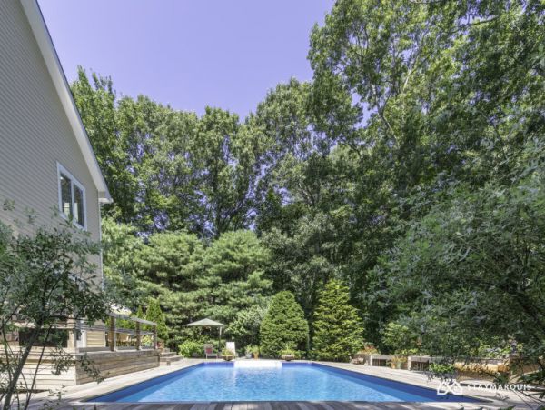 Hamptons Home 1020776