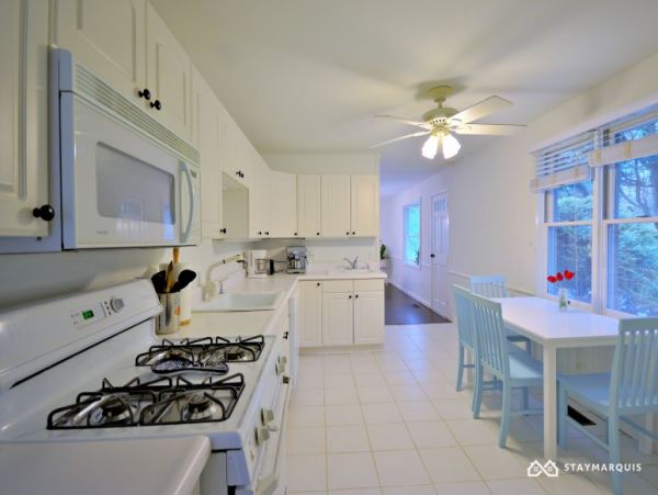Hamptons Home 1020777