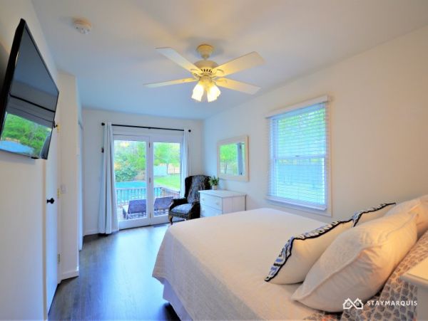 Hamptons Home 1020777
