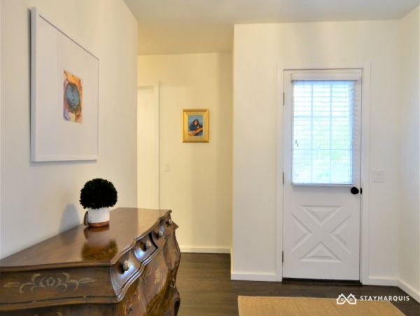 Hamptons Home 1020777