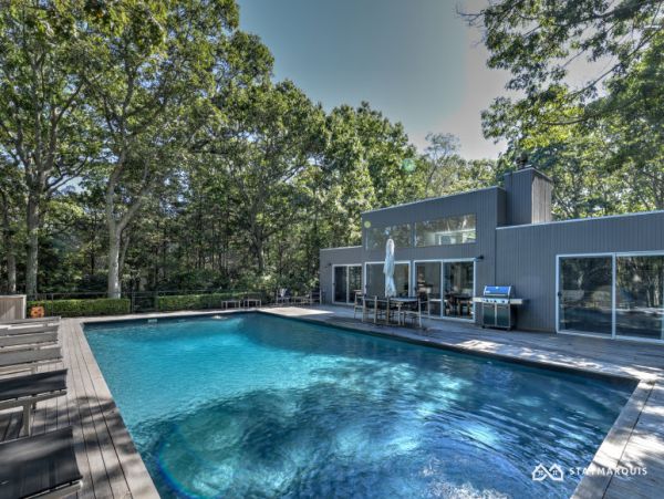 Hamptons Home 1020778