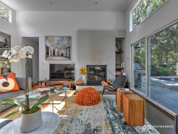 Hamptons Home 1020778