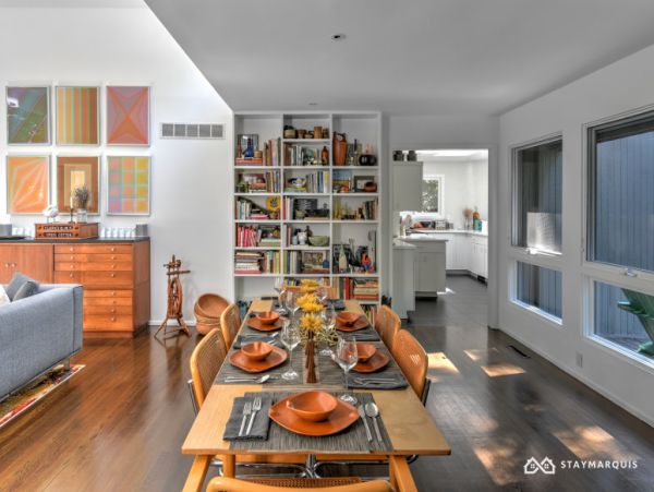 Hamptons Home 1020778