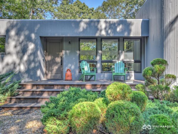 Hamptons Home 1020778