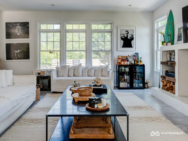 Hamptons Home 1020779