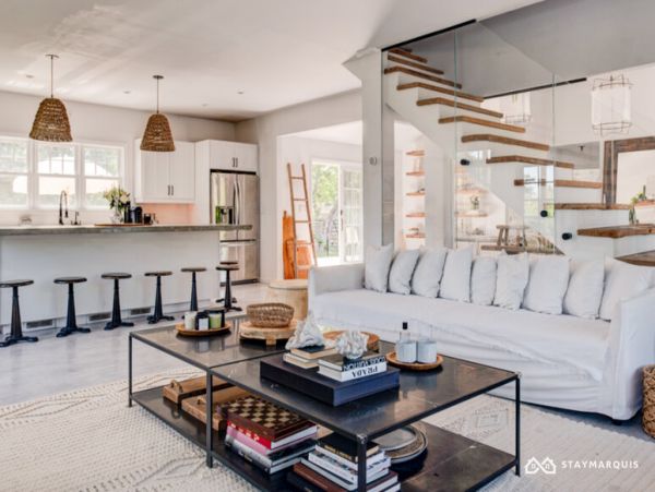 Hamptons Home 1020779
