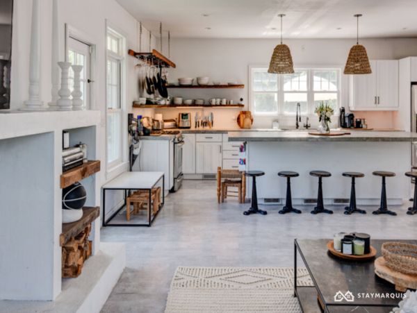 Hamptons Home 1020779