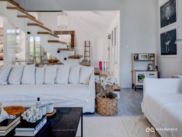 Hamptons Home 1020779