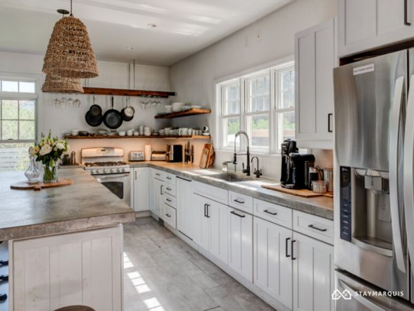 Hamptons Home 1020779