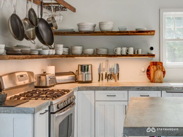 Hamptons Home 1020779