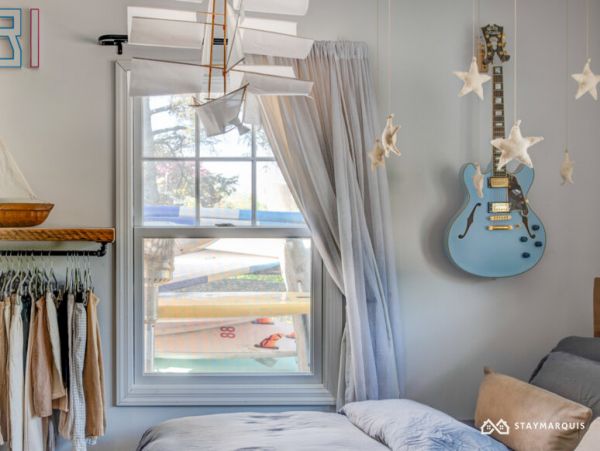 Hamptons Home 1020779