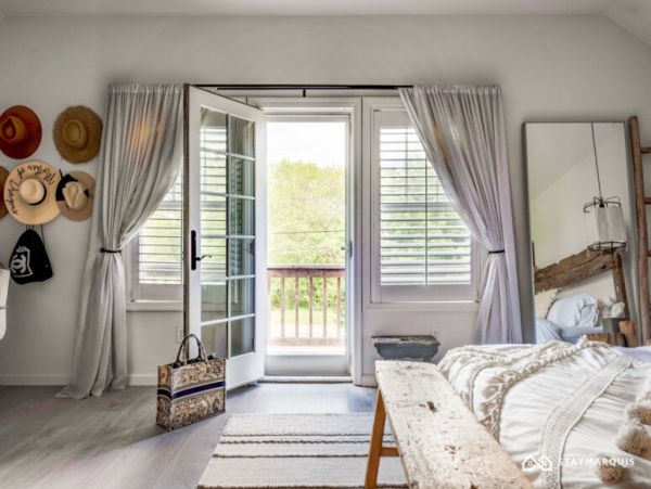 Hamptons Home 1020779