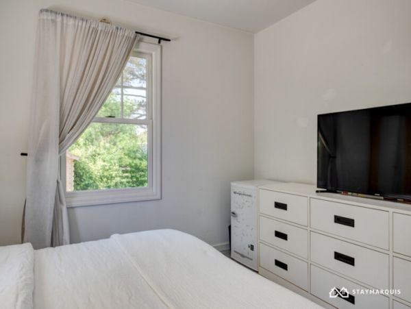 Hamptons Home 1020779
