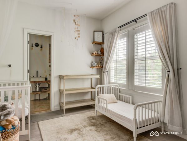 Hamptons Home 1020779