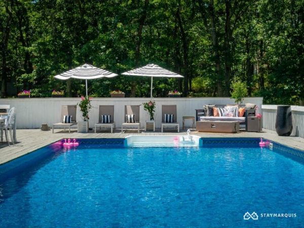 Hamptons Home 1020780