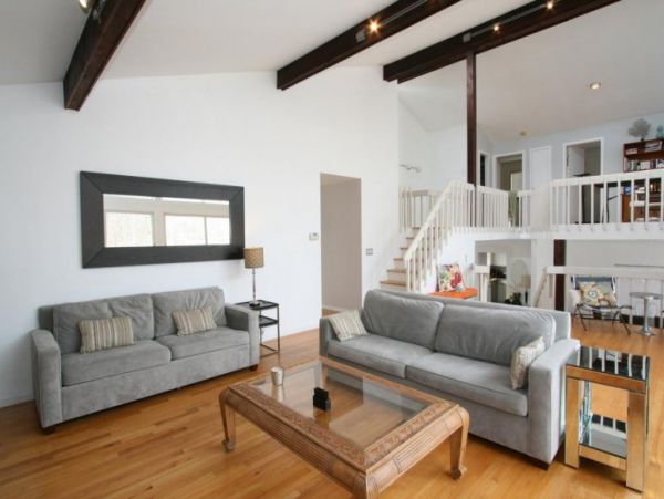 Hamptons Home 1020780