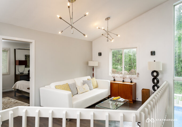 Hamptons Home 1020780