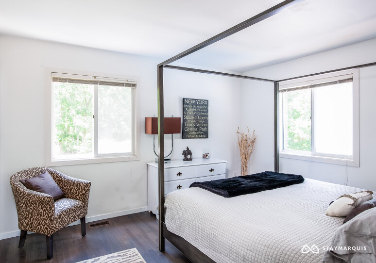 Hamptons Home 1020780