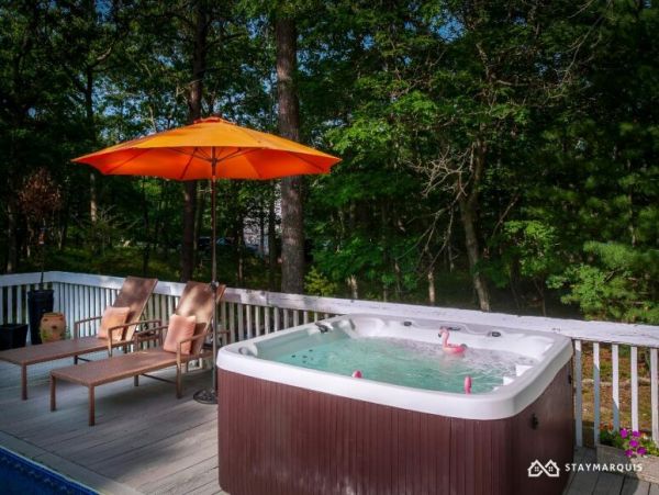 Hamptons Home 1020780
