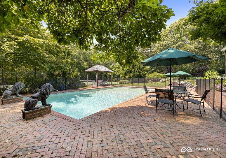 Hamptons Home 1020783