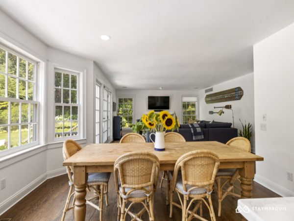 Hamptons Home 1020783