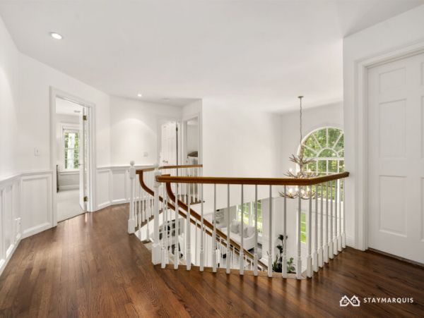 Hamptons Home 1020783