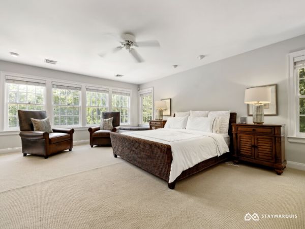 Hamptons Home 1020783