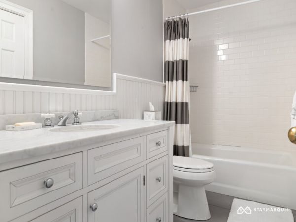 Hamptons Home 1020783
