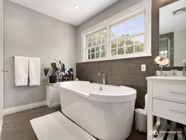 Hamptons Home 1020783
