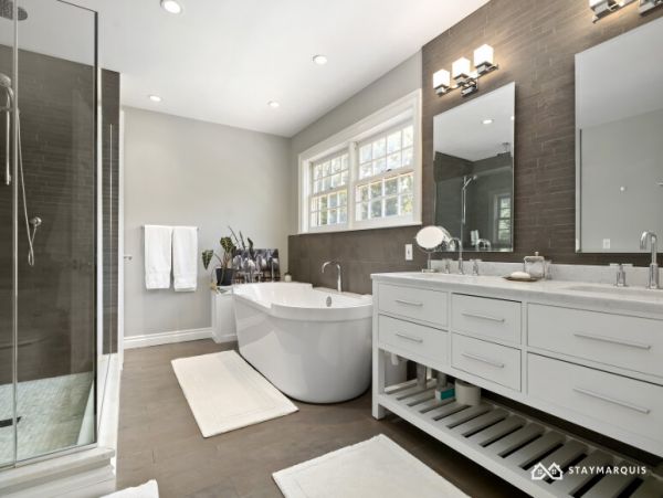 Hamptons Home 1020783