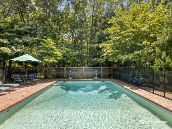 Hamptons Home 1020783