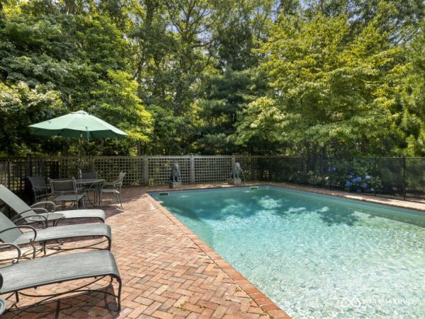 Hamptons Home 1020783