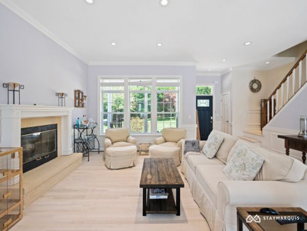 Hamptons Home 1020784