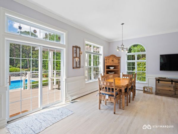 Hamptons Home 1020784