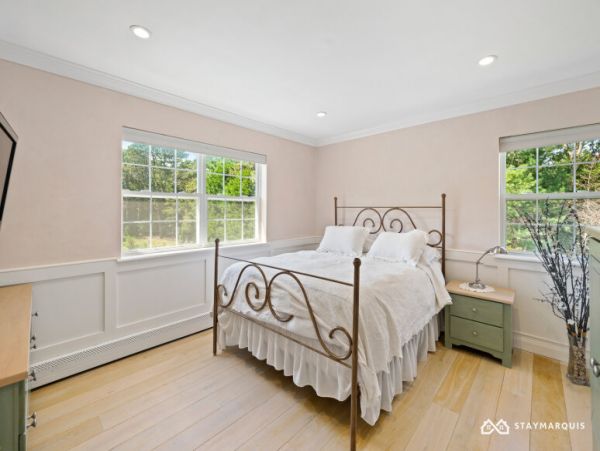 Hamptons Home 1020784