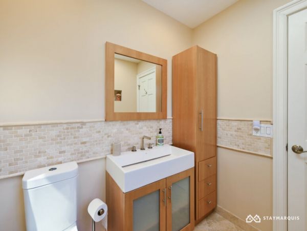 Hamptons Home 1020784