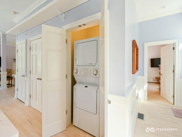 Hamptons Home 1020784