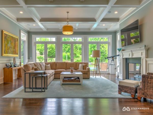 Hamptons Home 1020785