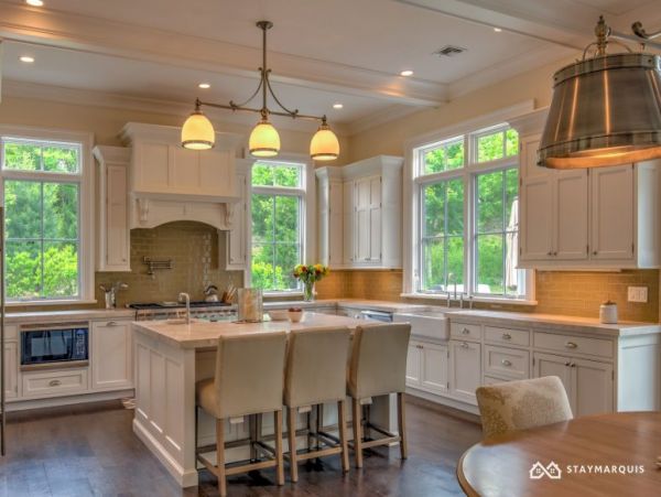 Hamptons Home 1020785