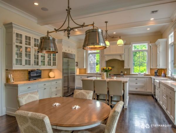 Hamptons Home 1020785
