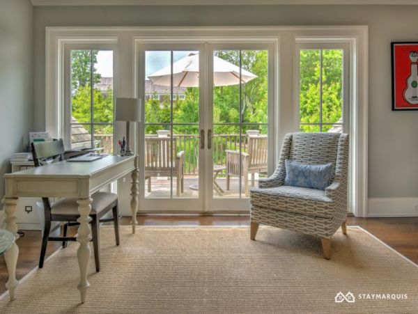 Hamptons Home 1020785