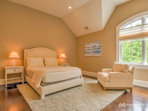 Hamptons Home 1020785