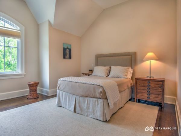 Hamptons Home 1020785