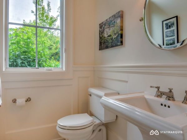 Hamptons Home 1020785