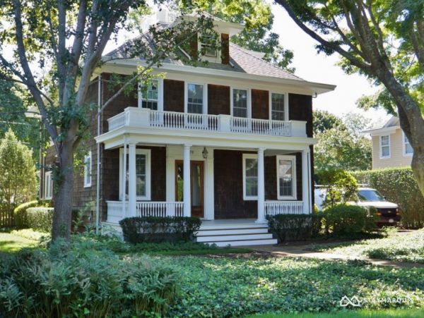 Hamptons Home 1020786