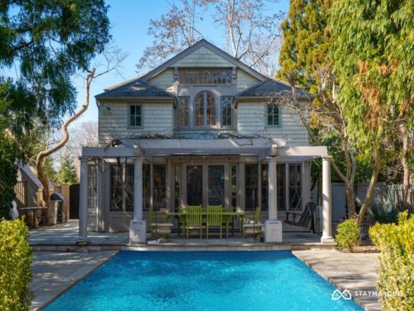 Hamptons Home 1020787