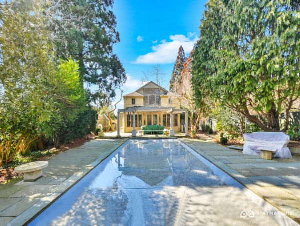 Hamptons Home 1020787
