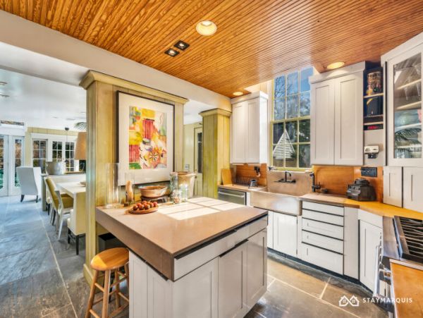 Hamptons Home 1020787
