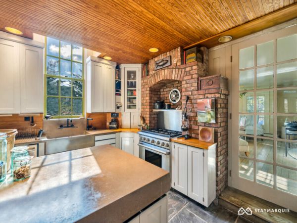 Hamptons Home 1020787