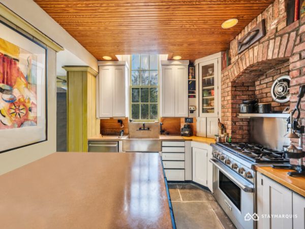 Hamptons Home 1020787